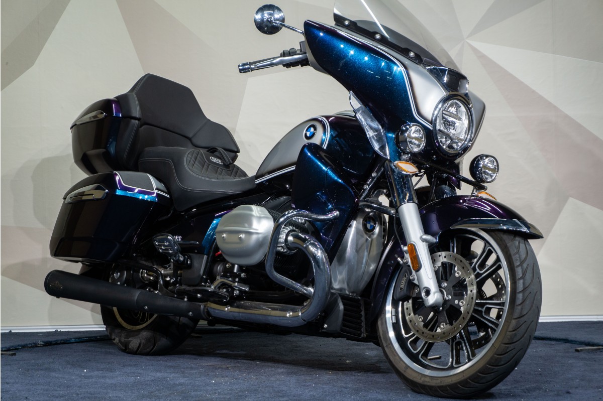 BMW R-18 Transcontinental